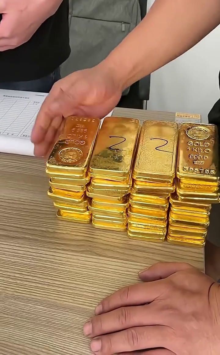 Natural gold From Congo And Uganda For Sale in  Finland 00256 701757162 France,Germany,Greece,Hungary - Jewellery Shop in Kampala